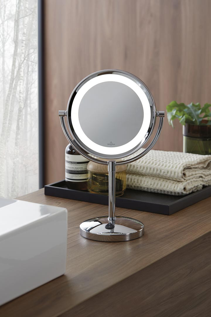 Miroir lumineux design pour salle de bain London